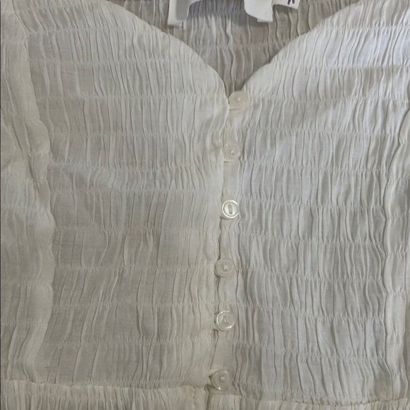 ASTR | White Puff Sleeve button detail textured blouse size small NWOT - Picture 6 of 6
